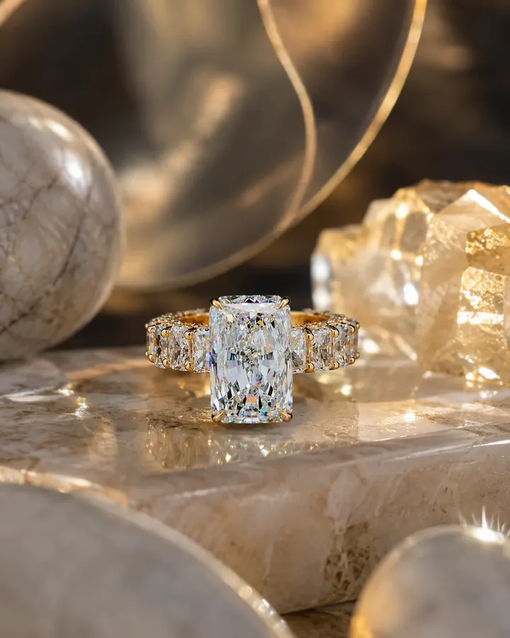 Crystal and marble style for rings